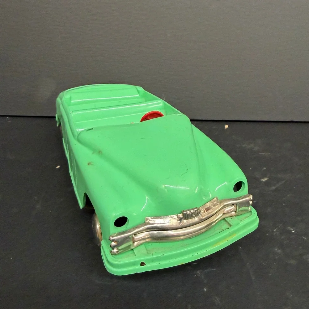 Vintage Toy Founders Kaiser Convertible Toy Car 1950s Green Plastic Metal Base